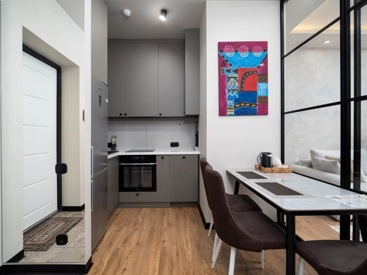 Kitchen and dining area with breakfast seating